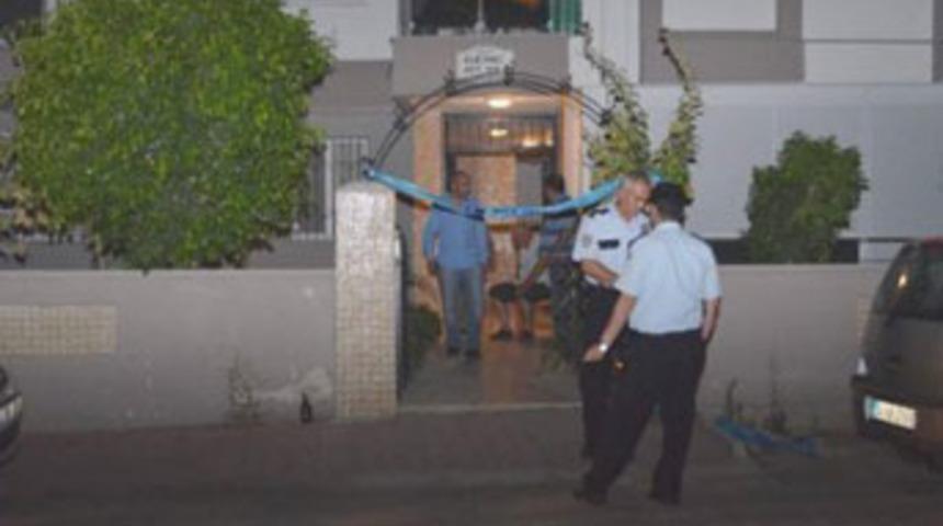 Gen&ccedil; sevgilisine eşini &ouml;ld&uuml;rtt&uuml;