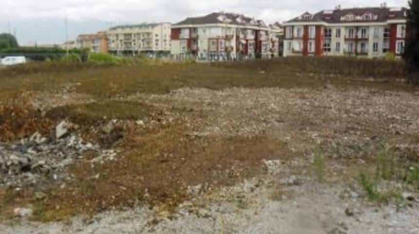 İzmit Belediyesi'nden Kocaelispor'a Tesis