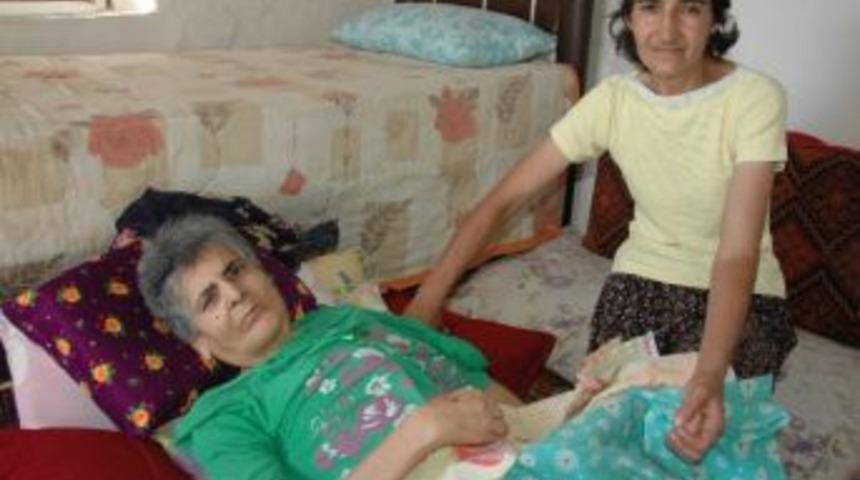 Bakıcı Ailesine Yardım Eli Uzandı