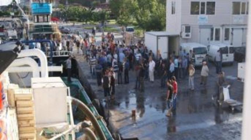 Bandırmalı Balık&ccedil;ılar Balık Yerine Lokma Dağıttı