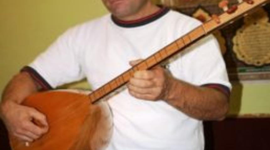 Deprem B&ouml;lgesi Van'da M&uuml;zisyenler De Sıkıntılı