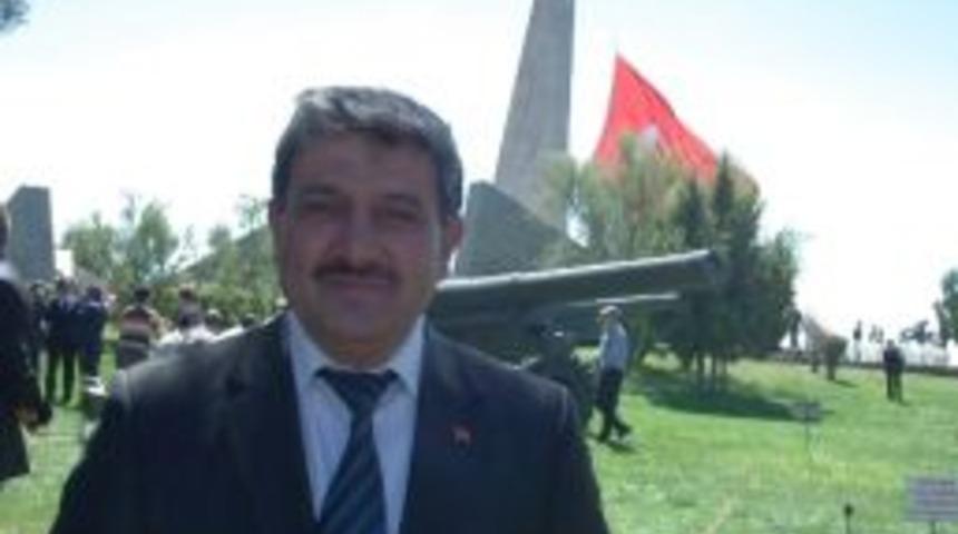 Ak Parti'li Ferit Karabulut: &ldquo;zafer Havalimanı'nın Kaymağını Afyonkarahisar Yedi, Yoğurdunu Da K&uuml;tahya Yesin&rdquo;