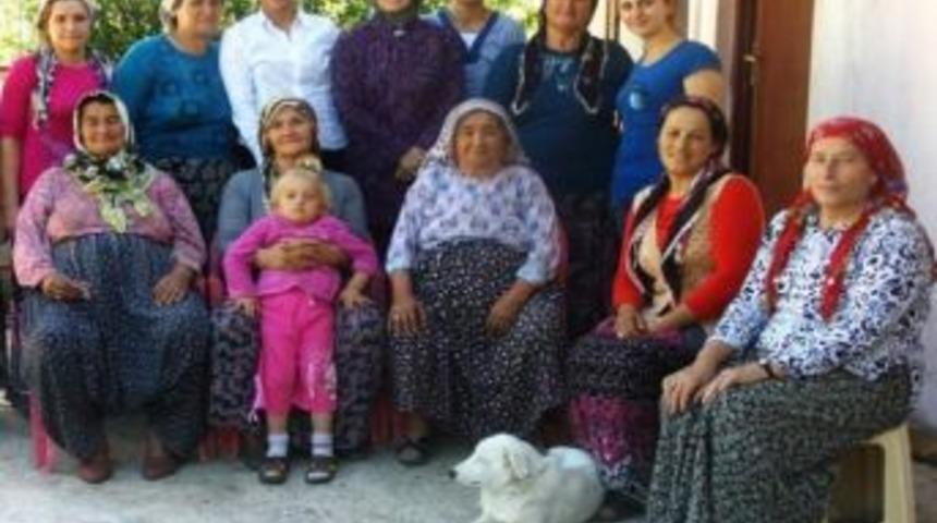 Ak Partili Kadınlar K&ouml;ylere A&ccedil;ıldı