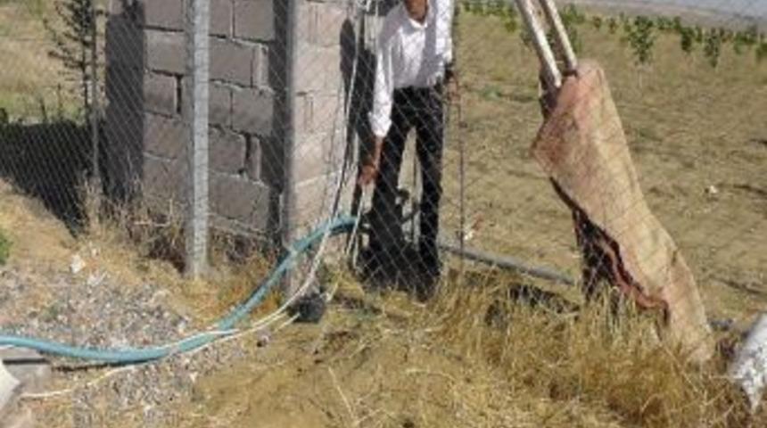 Hırsızlar Jenerat&ouml;r &Ccedil;aldı