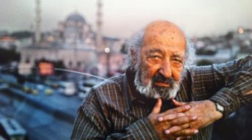 Ara G&uuml;ler &lsquo;bursa Fotofest&rsquo;te