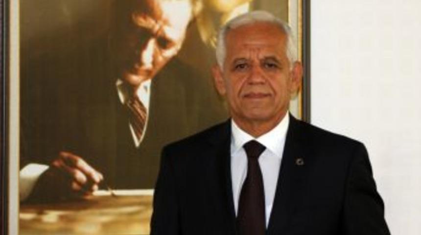 Onat&ccedil;a T&Uuml;RKONFED Başkanı