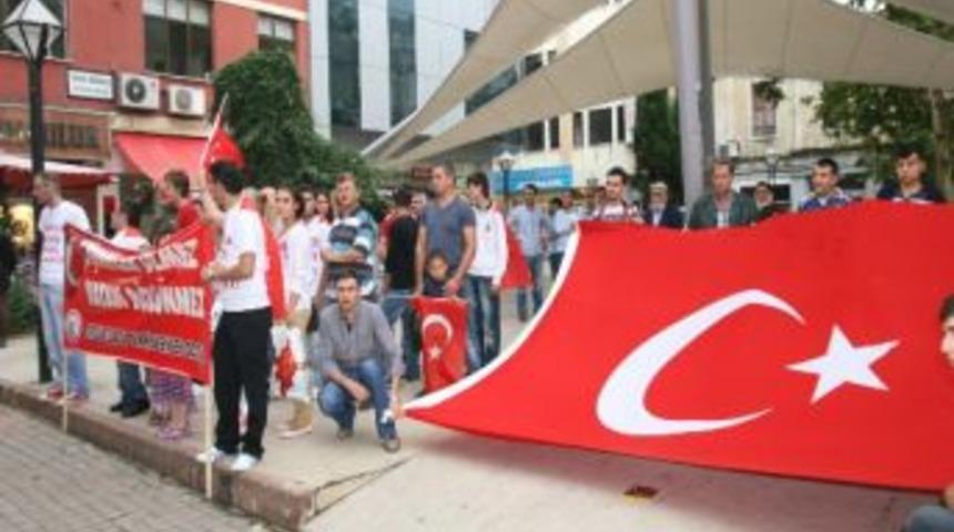 Ordu&rsquo;da Eczacı Teknisyenleri Ter&ouml;r&uuml; Lanetledi