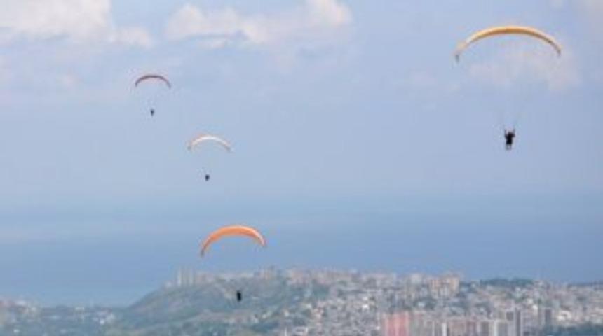 Samsun&rsquo;da Yama&ccedil; Paraş&uuml;t&uuml; Şenliği