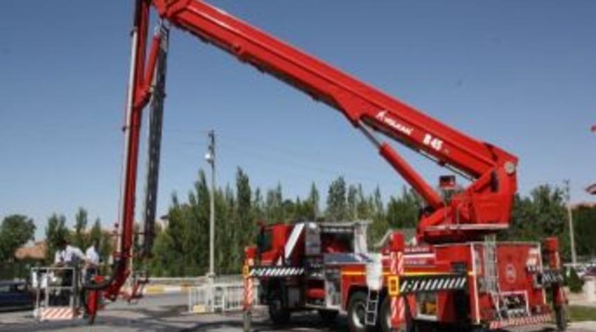 Aksaray İtfaiyesine Ara&ccedil; Takviyesi