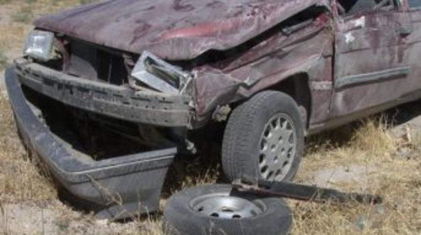 Aksaray'da Otomobil Takla Attı: 2 Yaralı