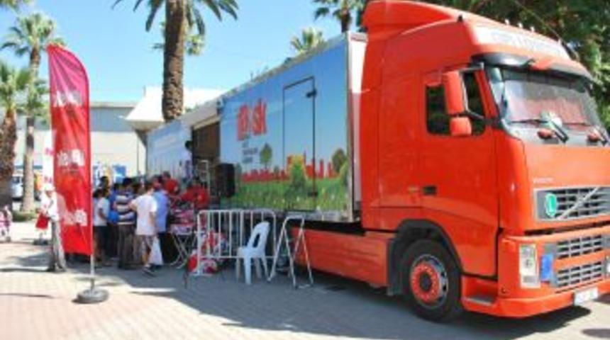 Deprem TIR'ı İzmir Fuarı&rsquo;nda Deprem Eğitimi Veriyor