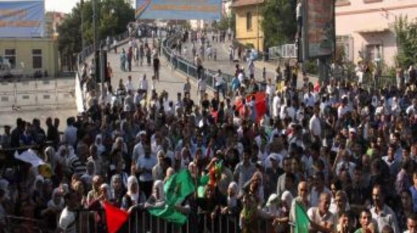 Diyarbakır&rsquo;daki BDP Mitingi Olaysız Sona Erdi