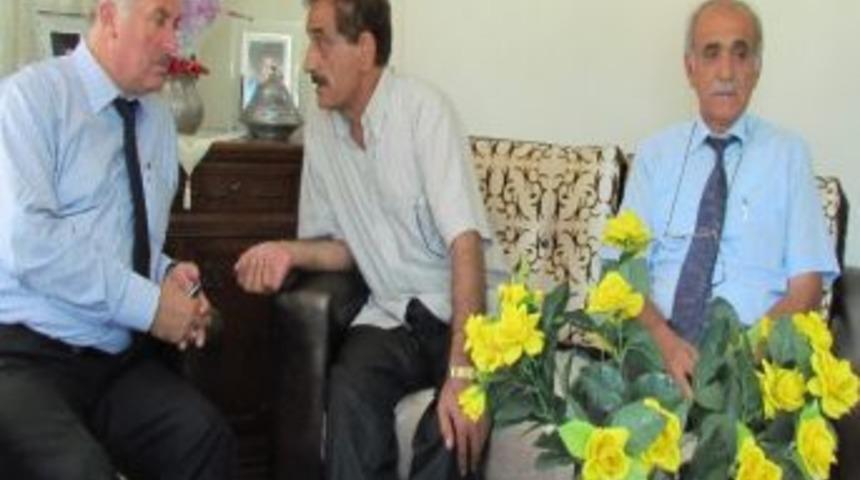 Sarıkaya&rsquo;dan Şehit Ailesine Başsağlığı Ziyareti