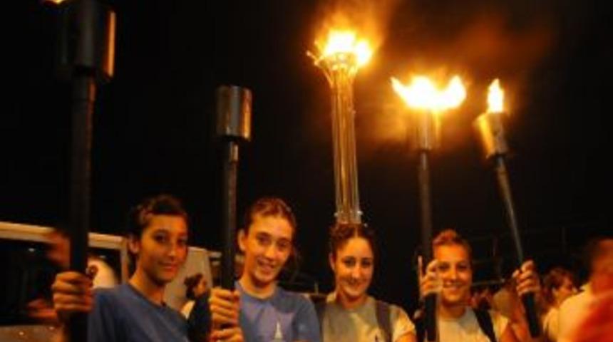 İzmir&rsquo;i 9 Eyl&uuml;l Heyecanı Sardı