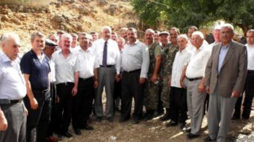 Milletvekili Erdoğan K&ouml;y Gezilerinde