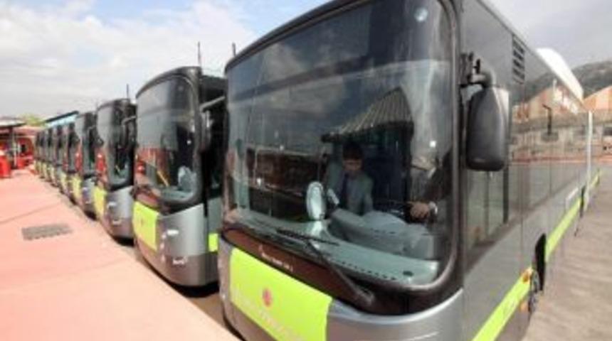 Yeni &Uuml;niversitelilere &Uuml;cretsiz Ulaşım