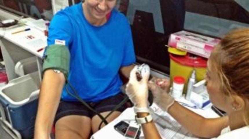 G&uuml;re Belediye Basketbol Takımı Kan Bağışı Yaptı