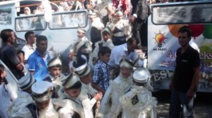 Erkekliğe İlk Adımı Attılar