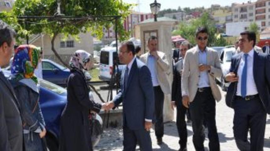 Bozdağ: Umarım Ki CHP, BDP&rsquo;nin Eş Partisi Olmadığını G&ouml;steren Adımlar Atar