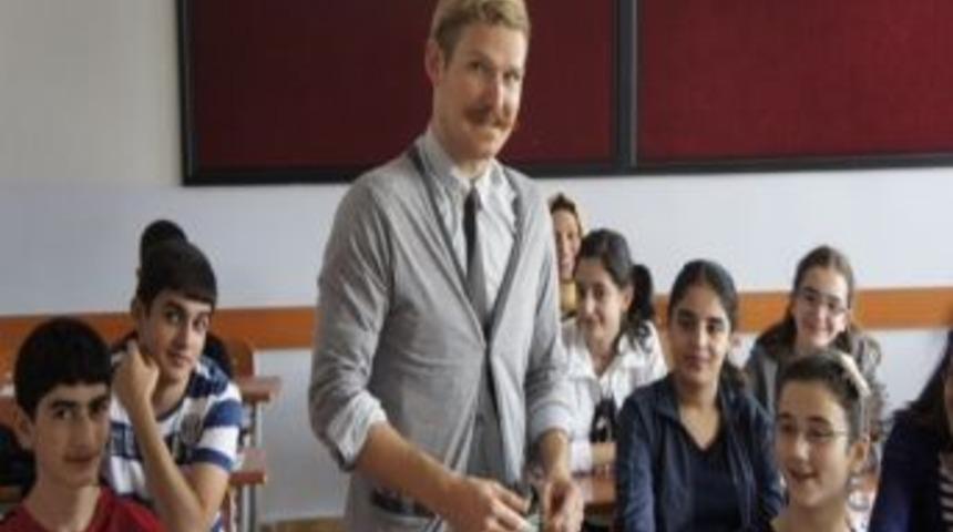 Aziziye Kolejinde Dil Yaz Okulu Başladı