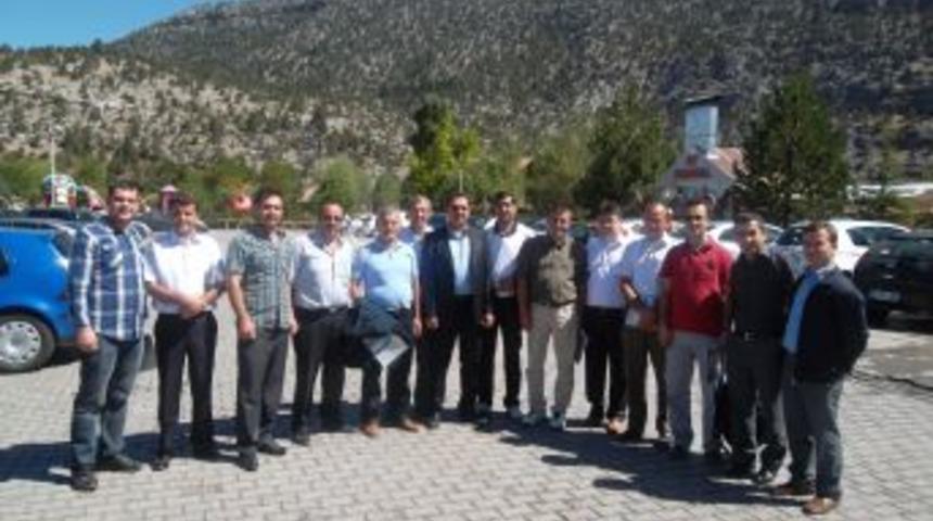 Seydişehir Ve &Ccedil;evre Il&ccedil;e Işadamları Bir Araya Geldi