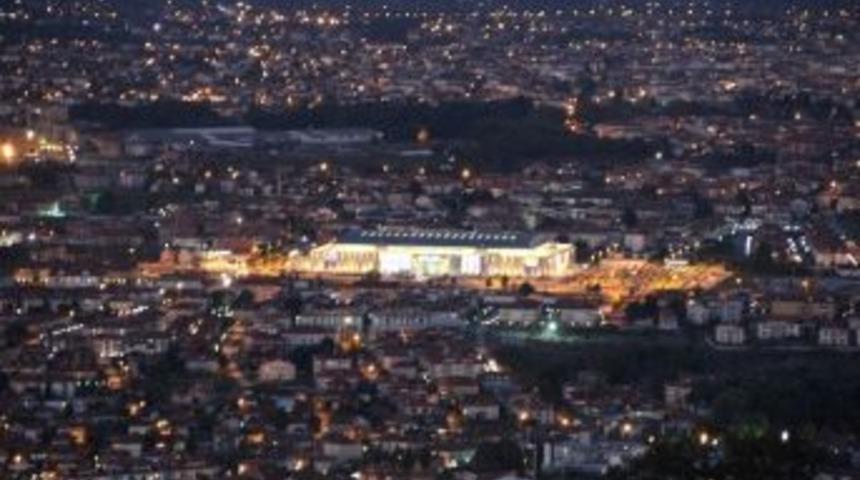 &Uuml;st&uuml;n&rsquo;den Orta Hasarlı Bina &Ccedil;ağrısı