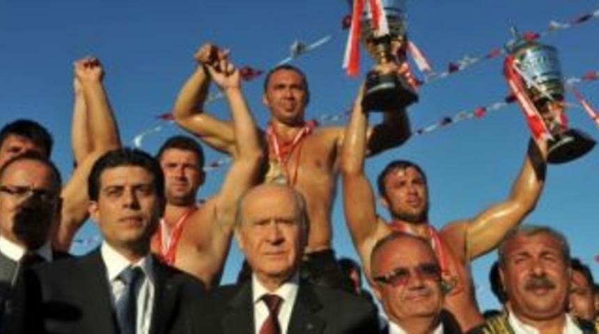 660. Yılda 2. Kez Başpehlivan Ali G&uuml;rb&uuml;z