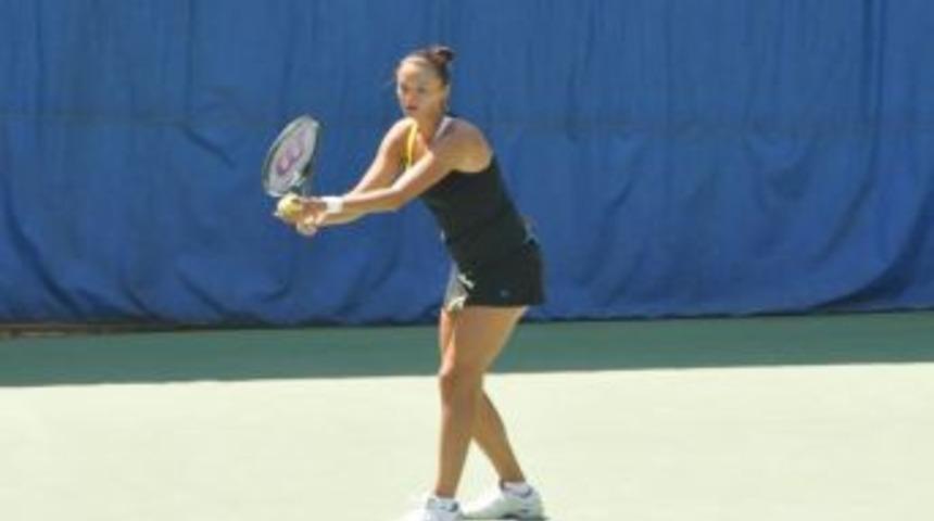 7. Cemil Alevli Cup Şampiyonu Rus Lazereva