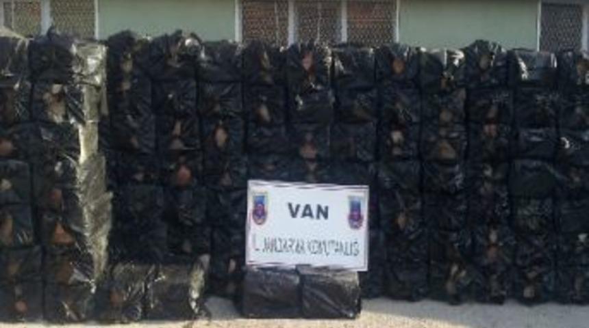 Van&rsquo;da Ka&ccedil;ak Sigara Operasyonu