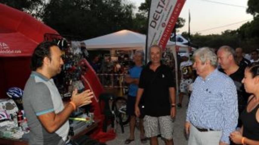 Başkan Akaydın Bisikletseverlerle Buluştu