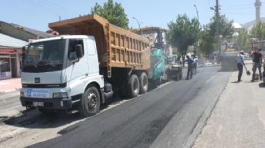 Paland&ouml;ken Belediyesi, Adnan Menderesinin Adına Yakışır Mahalle İ&ccedil;in Kolları Sıvadı