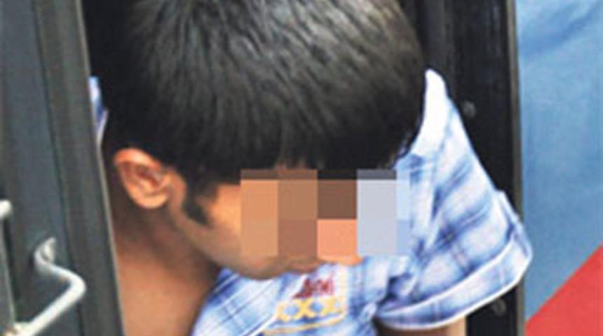 Amcasının k&uuml;&ccedil;&uuml;k kızına tecav&uuml;ze kalkıştı