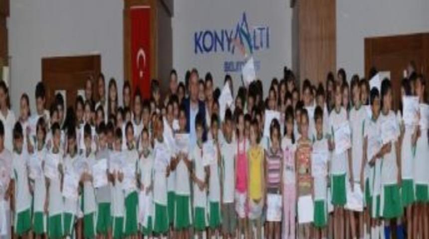 Yaz Spor Okulu &Ouml;ğrencileri Sertifikalarını Aldı