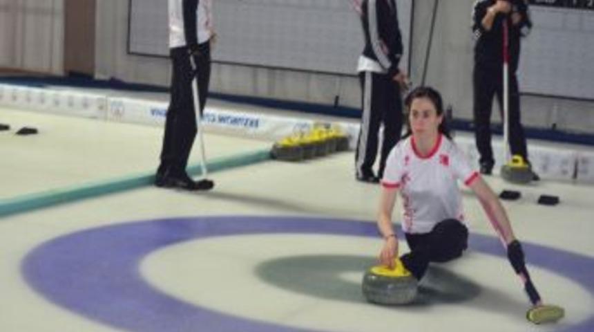 Milliler Erzurum&rsquo;da Kampa Girdi