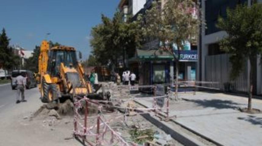 Sakarya Şehir Merkezi&rsquo;nde Yoğun &Ccedil;alışma