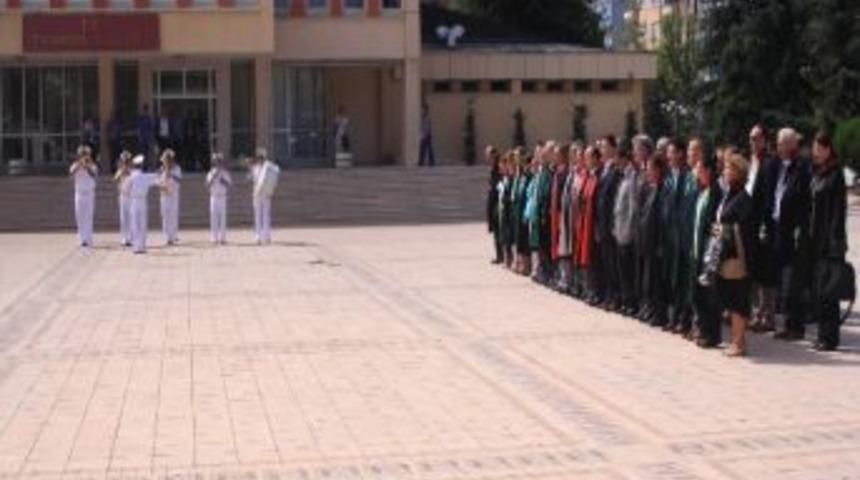 Trabzon'da Adli Yıl A&ccedil;ılışı İ&ccedil;in T&ouml;ren D&uuml;zenlendi