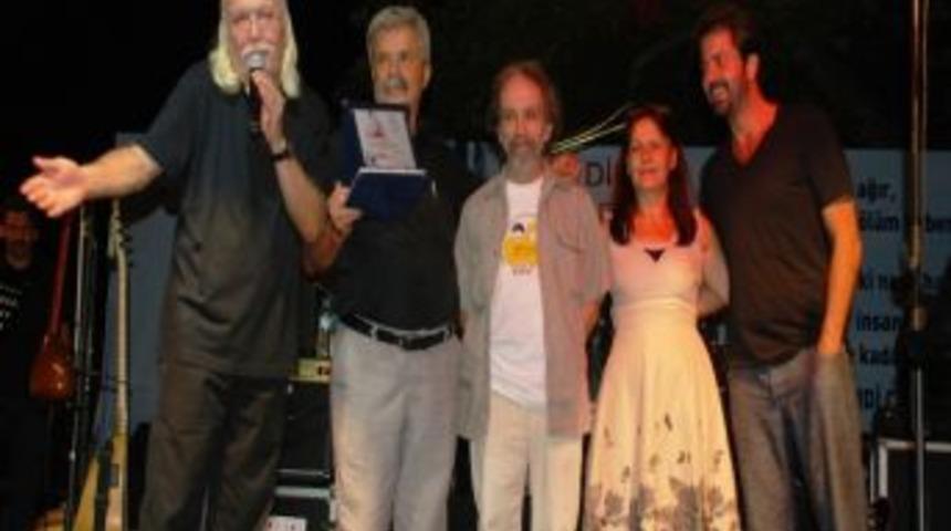 Dikili Barış Ve Nazım Hikmet G&uuml;nleri Sona Erdi