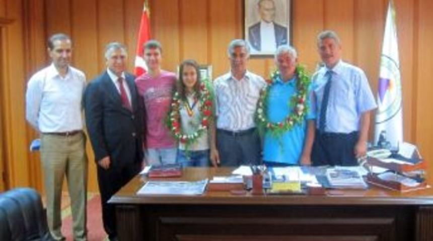 Avrupa Şampiyonundan B&uuml;y&uuml;kaslan&rsquo;a Ziyaret