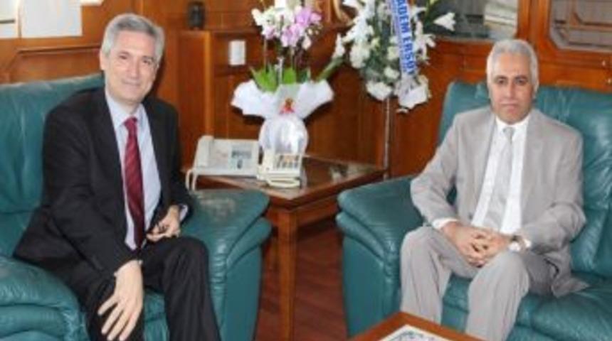 Rekt&ouml;r Kibar&rsquo;a &lsquo;hayırlı Olsun&rsquo; Ziyaretleri