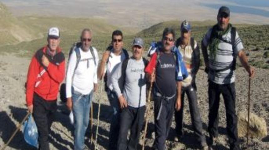 Ahlat Gezi Ekibi S&uuml;phan Dağı&rsquo;nda