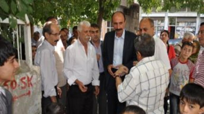 Arka Bah&ccedil;e &Ccedil;alışması Şehitlik'te Devam Ediyor