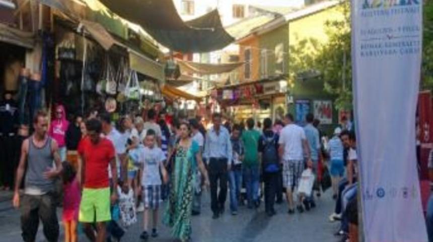 Alışveriş Festivali Y&uuml;zleri G&uuml;ld&uuml;rd&uuml;
