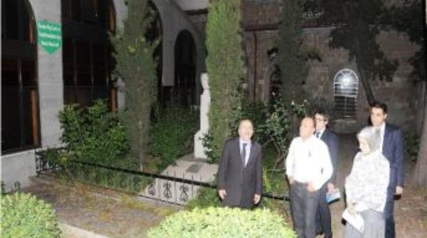 Meydan Parkı İkinci Etap D&uuml;zenlemesi Proje &Ccedil;alışmaları Başladı