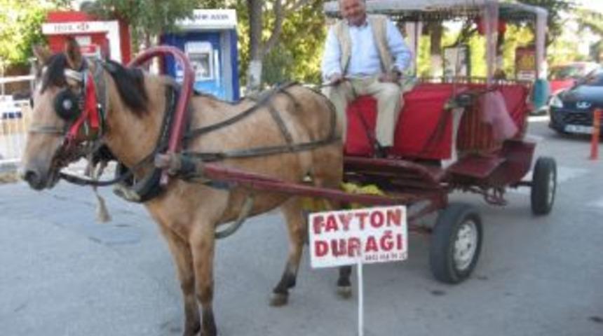 55 Yıllık Mesleği Faytonculuğu Bıraktı