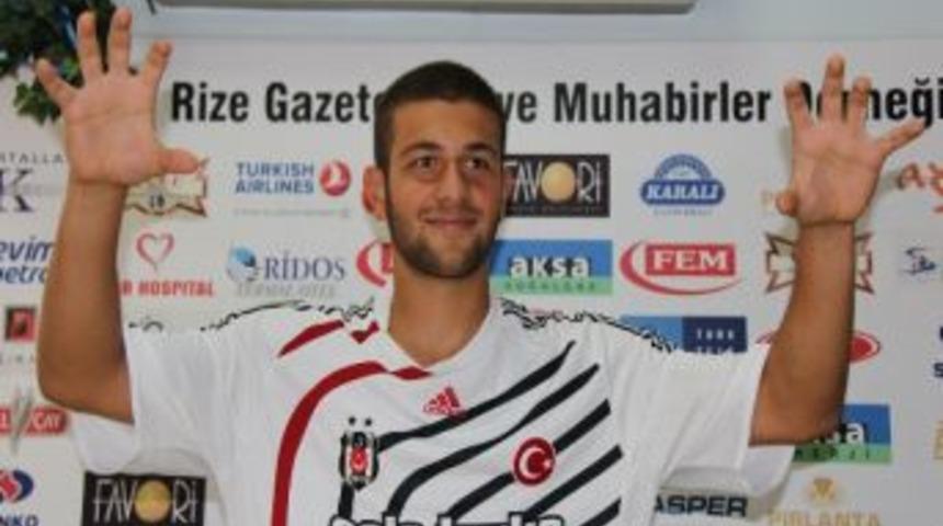 Beşiktaş, &Ccedil;aykur Rizespor Kalecisi Emre İle Anlaştı