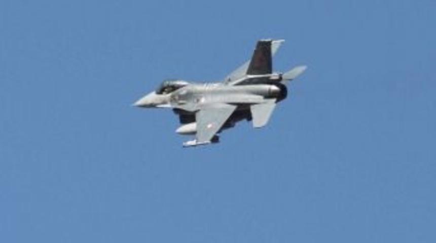 F-16&rsquo;lar Pkk Kamplarını Bombaladı