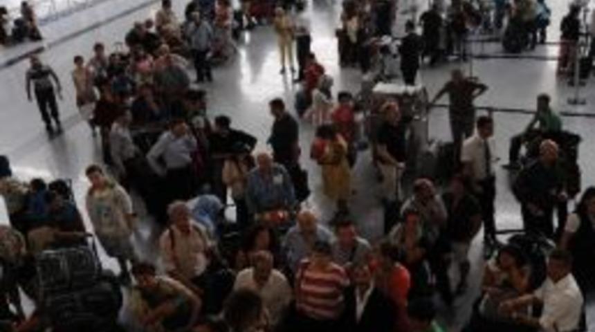 Lufthansa Personelinin Grev Yapması Yolcuları Mağdur Etti