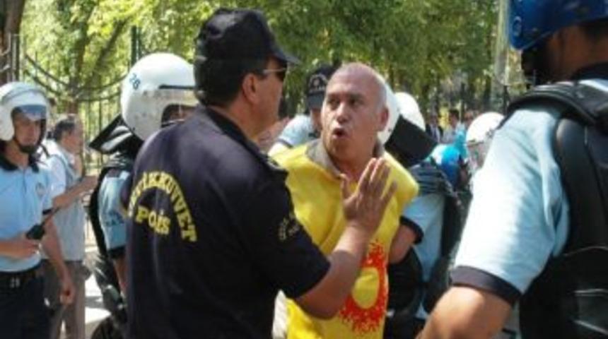 Anadolu &Uuml;niversitesi'nde Olaylar &Ccedil;ıktı