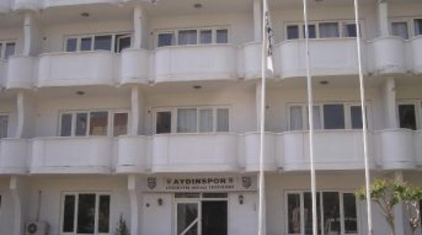 Efeler Y&uuml;zme Havuzu Ve H&uuml;seyin Aksu Tesisleri&rsquo;nin Kullanım S&uuml;resi Uzatıldı