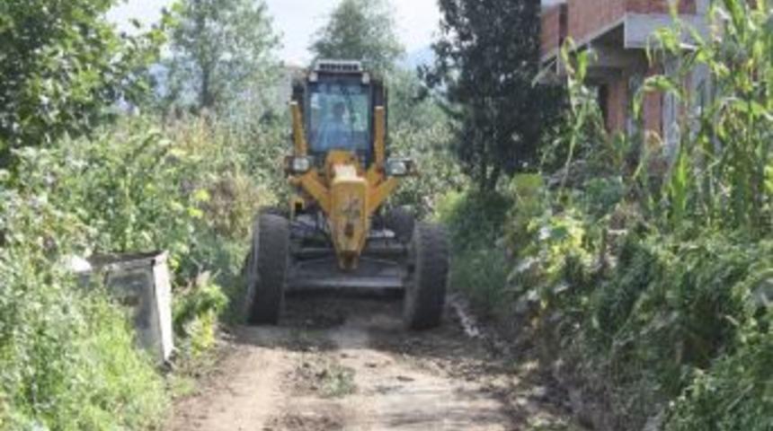 Espiye Belediyesi Yol &Ccedil;alışmalarını S&uuml;rd&uuml;r&uuml;yor
